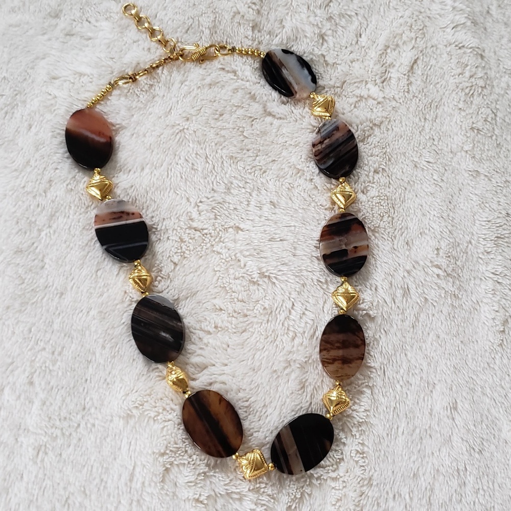 NWOT Indian gold and marble necklace.